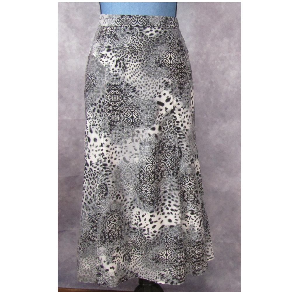 R.Q.T Animal Tribal Print Skirt Size M